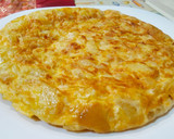 Foto del paso 7 de la receta: Tortilla de patata con guindilla