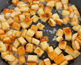 Foto langkah ke 4 dari resep Caramel Bread Popcorn Pinggiran Roti.