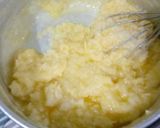 Foto langkah ke 5 dari resep Cheese Custard Muffin.