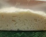 A picture of step 2 of Paneer Tikka Cheese Burst Pizza, without oven.