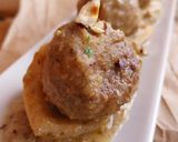 Foto del paso 11 de la receta: Albóndigas con sepia en salsa de avellanas y Oporto