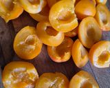 Une image de l'étape 2 de Tarte fine gourmande aux abricots.