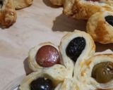 Foto del passaggio 12 della ricetta ANTIPASTI FIORI DI SFOGLIA 🏵️🌼😋