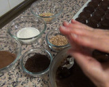 Foto del paso 4 de la receta: Brigadeiros ¡¡a mi manera!!
