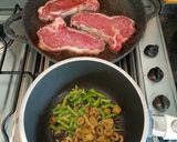 Foto del paso 2 de la receta: Chuletas al olivo