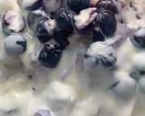 A picture of step 4 of Seasonal creamy fruit salad.