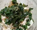 A picture of step 3 of Sookhy (dry) Baisan ky pakoray.