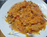Foto del paso 2 de la receta: TOMATES RELLENOS con Puré y Sardinas