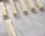 Foto langkah ke 2 dari resep Lumpia Keju.