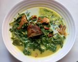 Foto langkah ke 4 dari resep Ikan asap daun singkong masak santan.