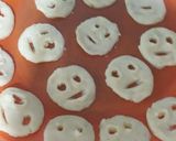 A picture of step 4 of Potato smiley.