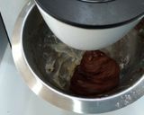 Foto langkah ke 5 dari resep Fluffy Triple Choco Bread.
