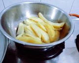 A picture of step 3 of Crispy tasty delicious honey chilli potato(Chinese recipe).