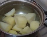 A picture of step 1 of Aloo Ki Daal.