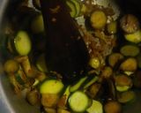 A picture of step 3 of Banana stew.