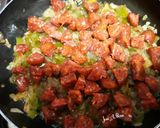 Foto del paso 1 de la receta Tortilla con pimientos del piquillo y chorizo #platounico