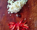 Foto langkah ke 1 dari resep Labu Siam Cah Telur Saus Tiram.