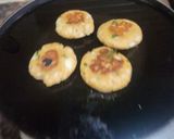A picture of step 7 of Oats tikki.