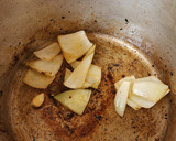 Foto del paso 3 de la receta: Cuete mechado en gravy