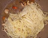 Foto langkah ke 3 dari resep 526. Spaghetti Aglio E Olio.