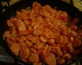 Foto del paso 4 de la receta: Salchichas entomatadas 😍