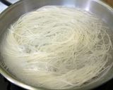 元氣雞湯麵線(滴雞精)的食譜步驟1照片
