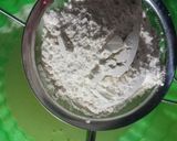 Foto langkah ke 3 dari resep Bolu 1 telur tanpa mixer, tanpa panggang.