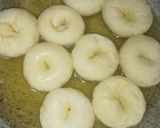 Foto langkah ke 7 dari resep Donat Ubi Jalar Topping Gula Halus.