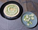 Une image de l'étape 8 de Tarte à la courgette moutarde et fromages 🍴.