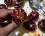 A picture of step 3 of Stuffed brinjal fry.