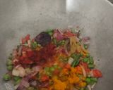 A picture of step 2 of Mix veg pulao.