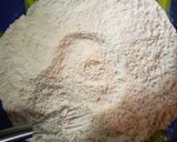 A picture of step 2 of Meat pie.