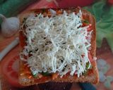 A picture of step 5 of Bread Pizza Without Fire.