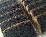 Foto langkah ke 5 dari resep Bolu ketan hitam panggang 4 telur.