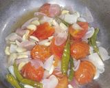 A picture of step 1 of Capsicum with chicken mince.