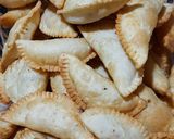 गुजिया (Gujiya recipe in Hindi) रेसिपी चरण 10 फोटो