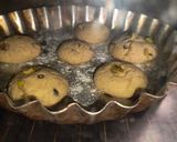 Foto del paso 2 de la receta: Crumbl cookies con chips y pistachos