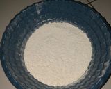 Foto langkah ke 1 dari resep Bolu pisang kukus sederhana.
