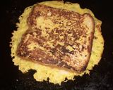 A picture of step 4 of Veg bread omellete.