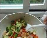 รูปขั้นตอนการทำที่ 4 ของ กุ้งผัดผัก