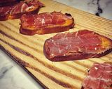 Hình bước làm 4 của món Toast thịt nguội và bơ - Parma Ham & salted butter toast