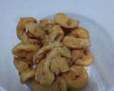 Foto langkah ke 7 dari resep Sotong Goreng Tepung Praktis.