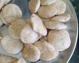 बीड़ई पूरी और आलू की सब्जी, हरी चटनी रेसिपी चरण 2 फोटो