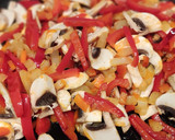 Foto del paso 2 de la receta: Hojaldre de verduras, champiñones y bacon
