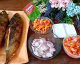 Foto langkah ke 2 dari resep Tumis Tuna Bakar.