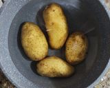 Foto del paso 1 de la receta: 🪹🥚🥔 Niditos de papa relleno con carne picada 🥔🥚🪹 ó Pastel de papa v2.0 😂