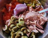 Majonézes tonhalsaláta recept fázis 2 fotója