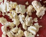 A picture of step 1 of Creamy Cauliflower Spaghetti.