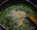 A picture of step 3 of Spinach, Corn and Cheese Sandwich.