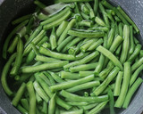 Foto del paso 2 de la receta: 🫛🥡 Wok de chauchas y ternera salteada 🥡🫛